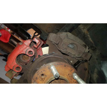 Support à visser pour montage 2eme étrier BMW E30 et E36 compact