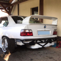 Double crashbar arrière BMW E36