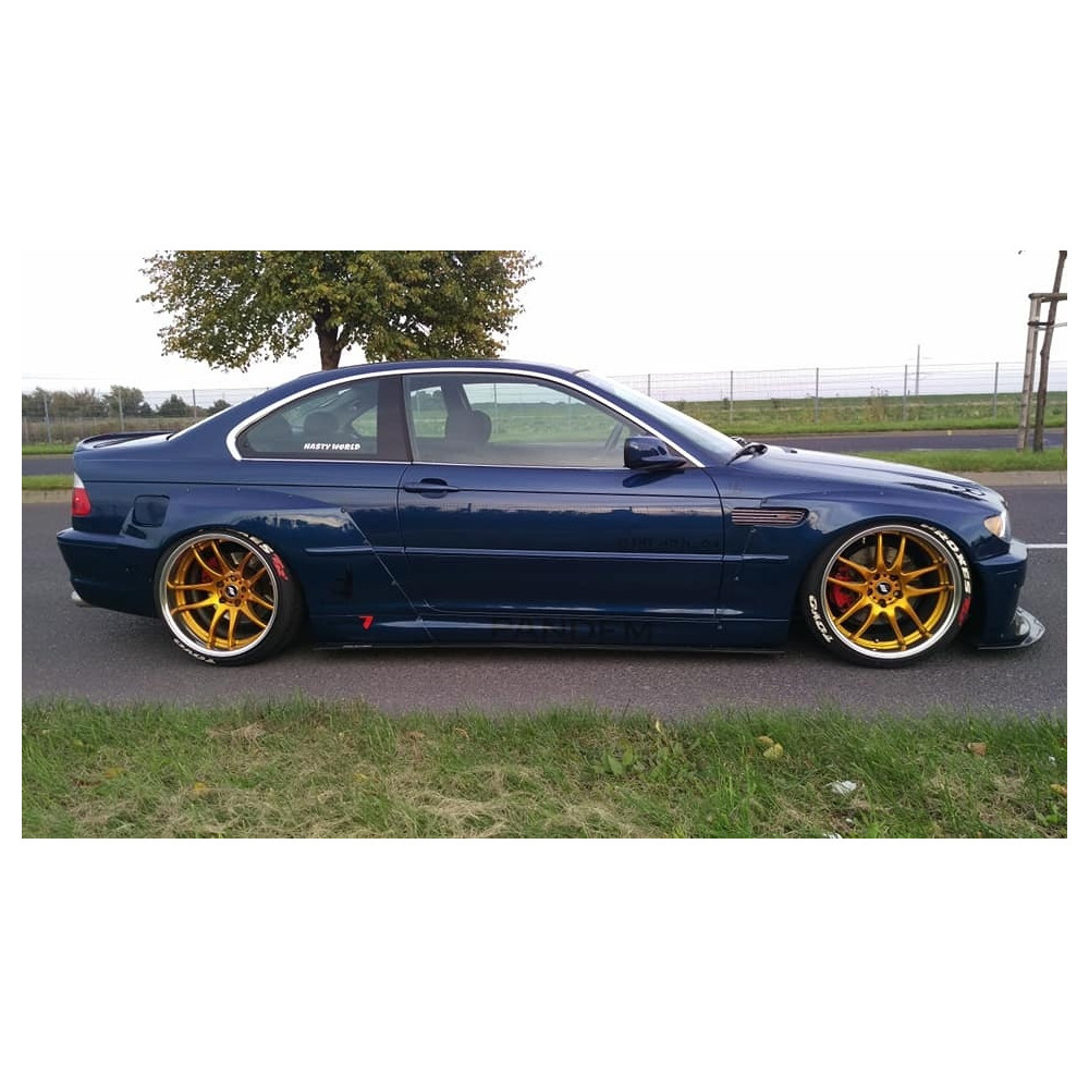 Kit carrosserie Look Pandem BMW E46 Coupé +5 avant +7 cm arriere