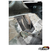 Renfort intérieur BMW E46 après soudure sur le plancher