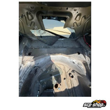 Plancher de coffre BMW E46 refermé avec la plaque du kit RACP